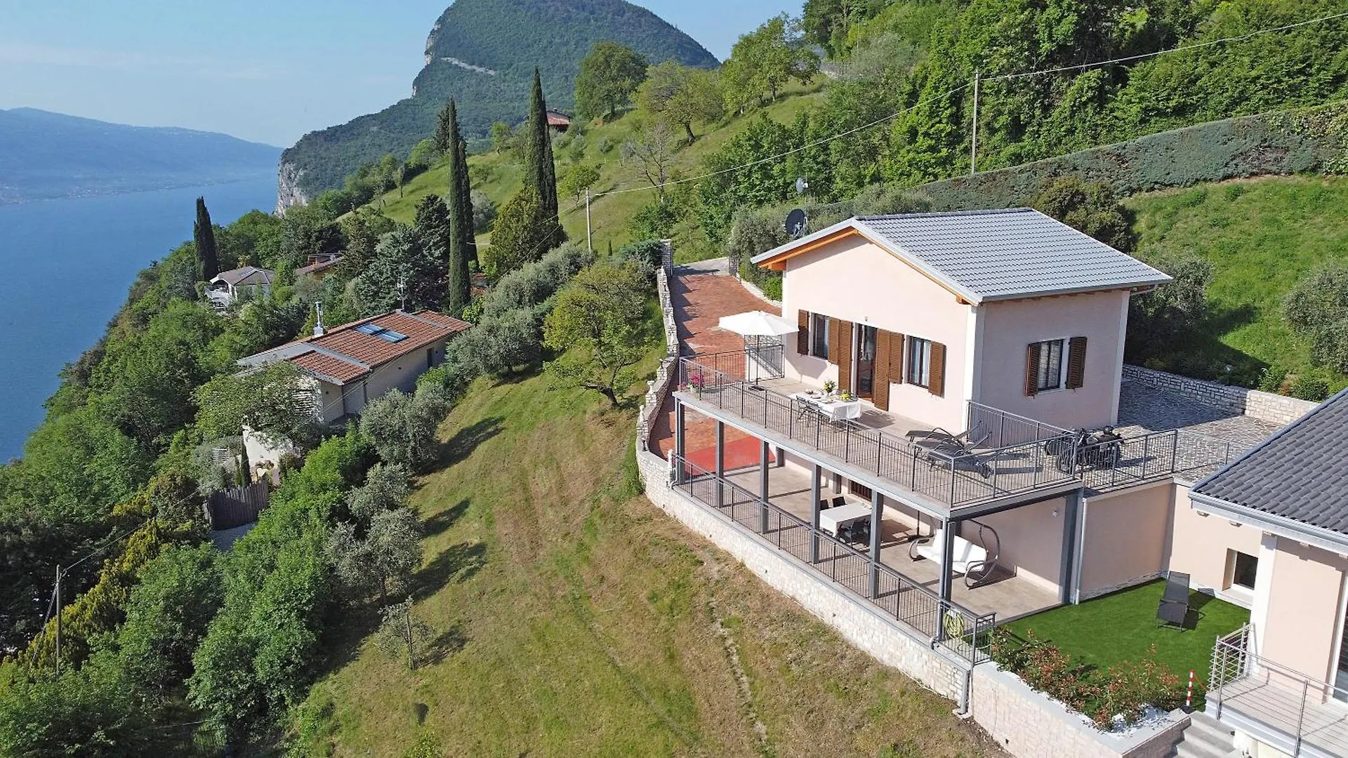 Apartment Maison Du Pralonc - Lago Tremosine Italy